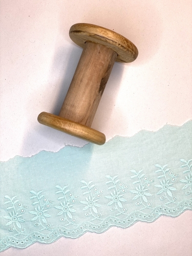 Broderie Spitze Band - 9 cm - Large Flower - Mint