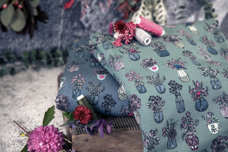 Swafing Sweat -  ALL MY FLOWERS BY LILA-LOTTA - Altgrün