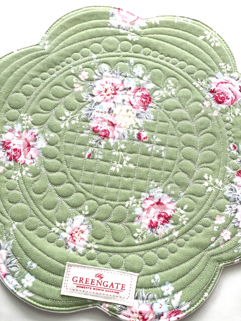 Grünes 35 cm großes gequiltetes rundes Platzdeckchen