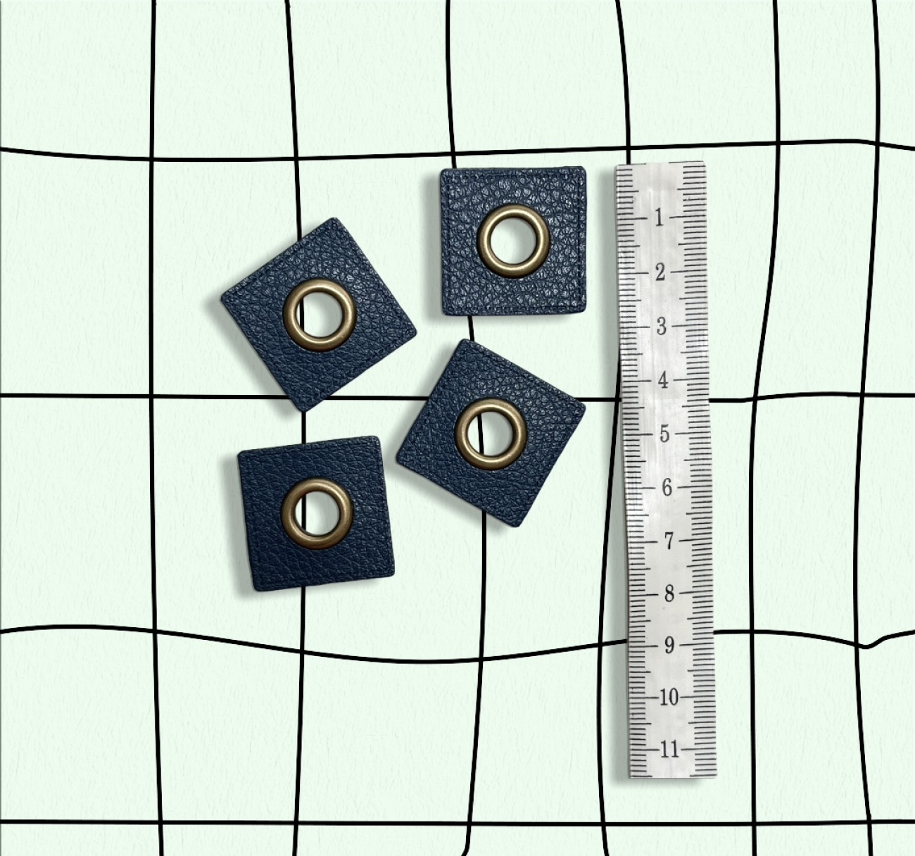 Patch (Quadrat) mit Öse Messing - Navi