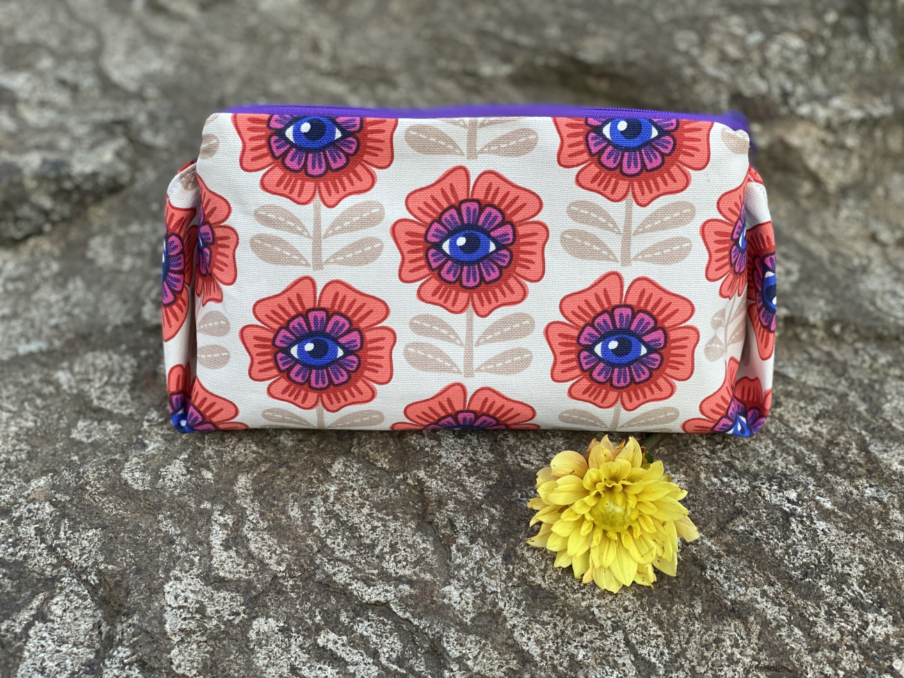 Zipper Triangle Tula Pink Vol 2