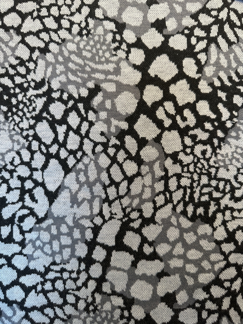 Jacquard - Jersey Swafing - Safari - Leo Schwarz/Grau - Reststück ca.140 cm