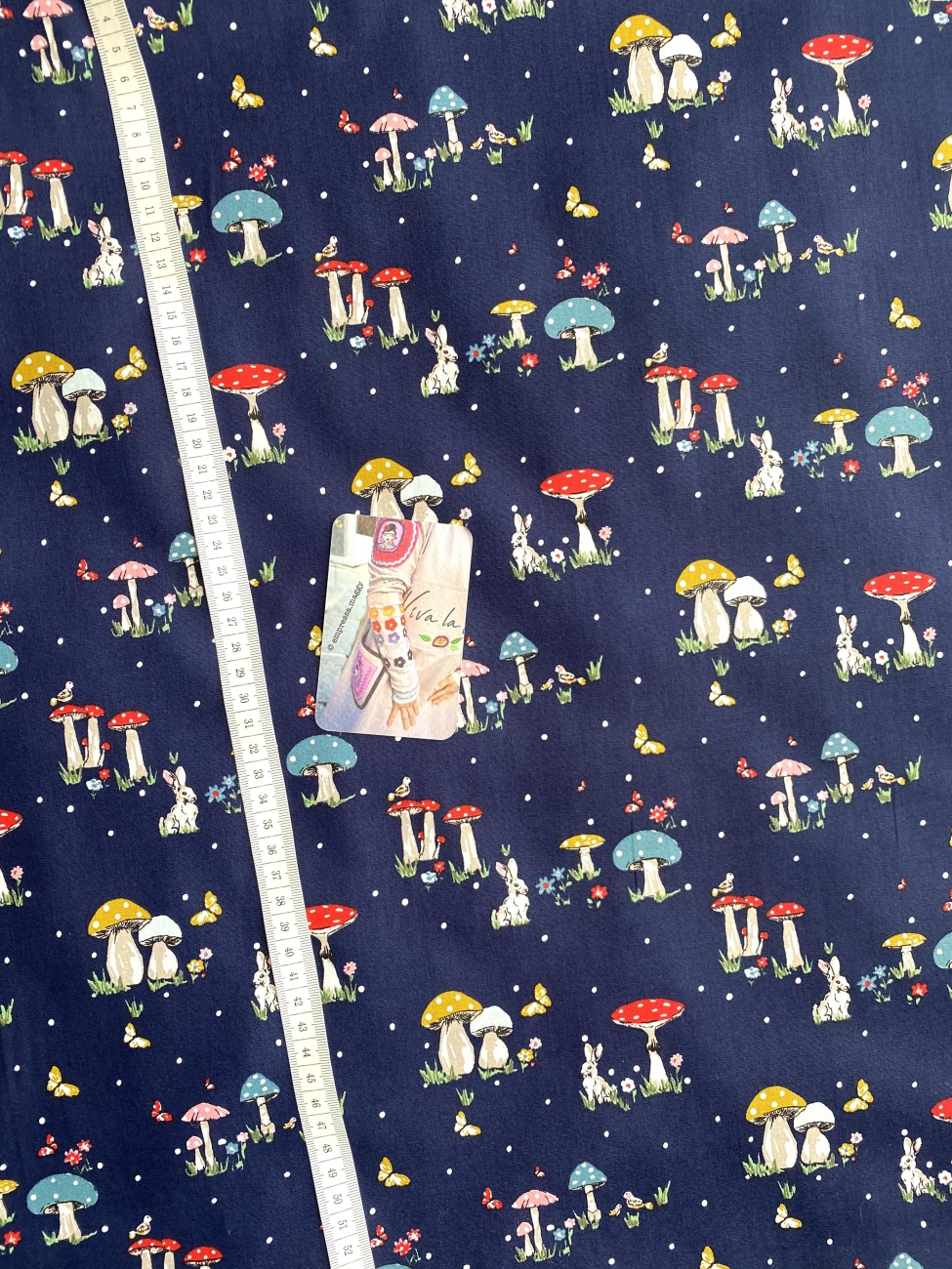 Baumwolle  POPLINE -  MUSHROOM VILLAGE - NAVY