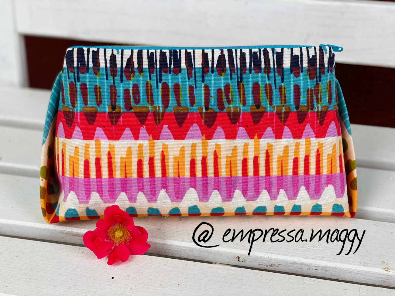 Zipper Triangle Bag Frieda Vol 1