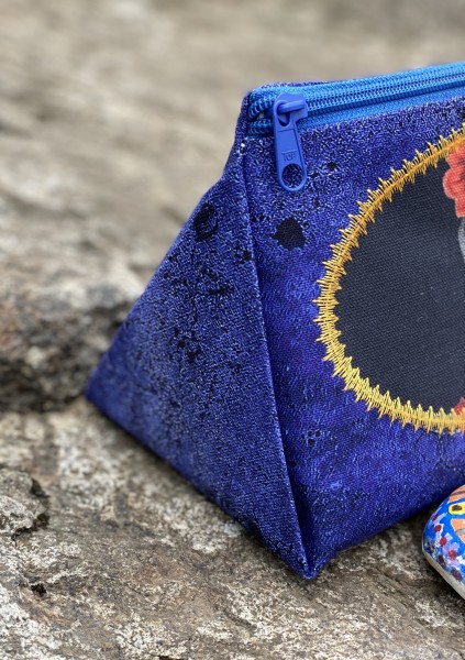 Zipper Triangle Bag - Skull - Vol 2