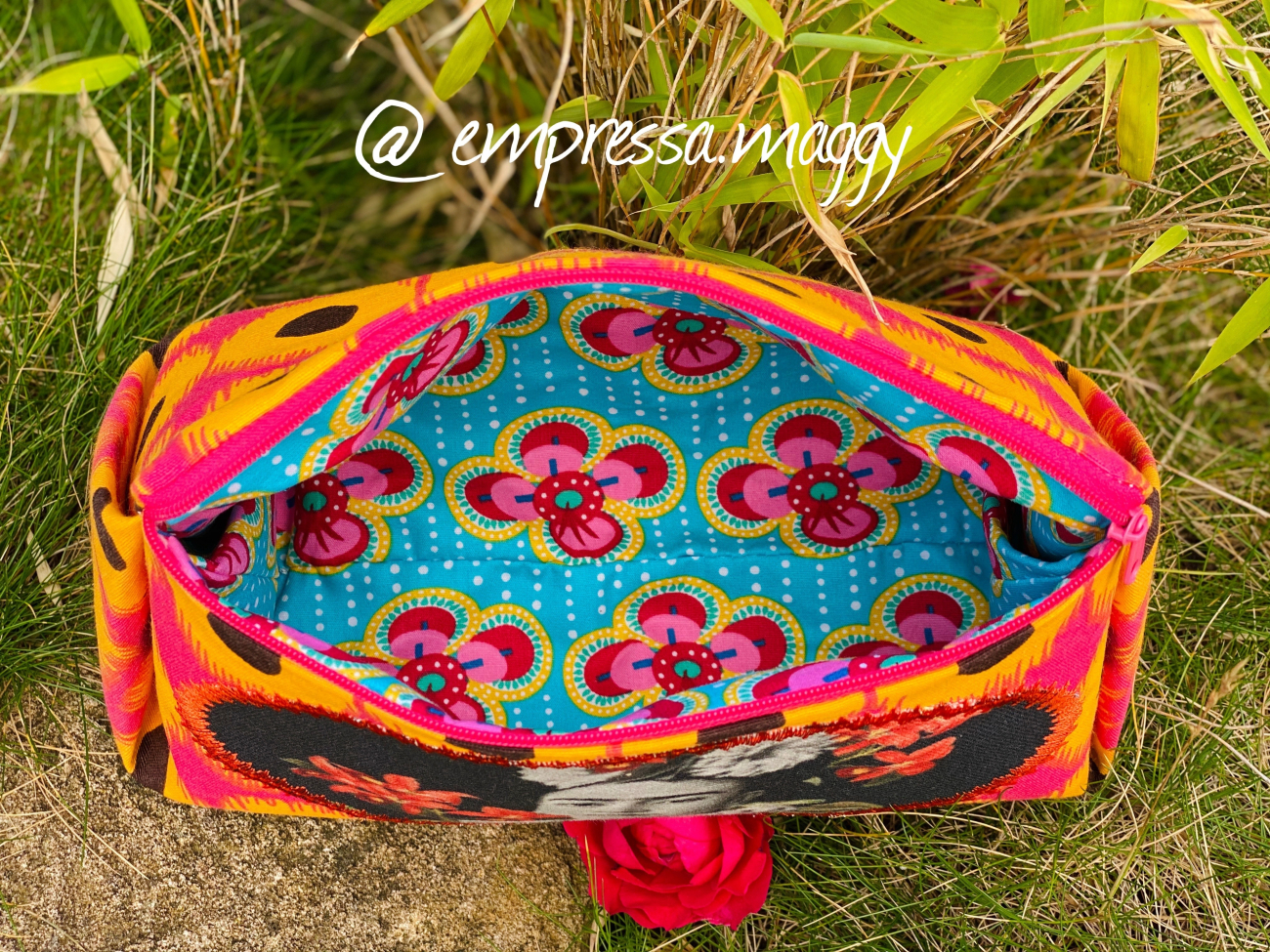 Zipper Triangle Bag Frieda Vol 3