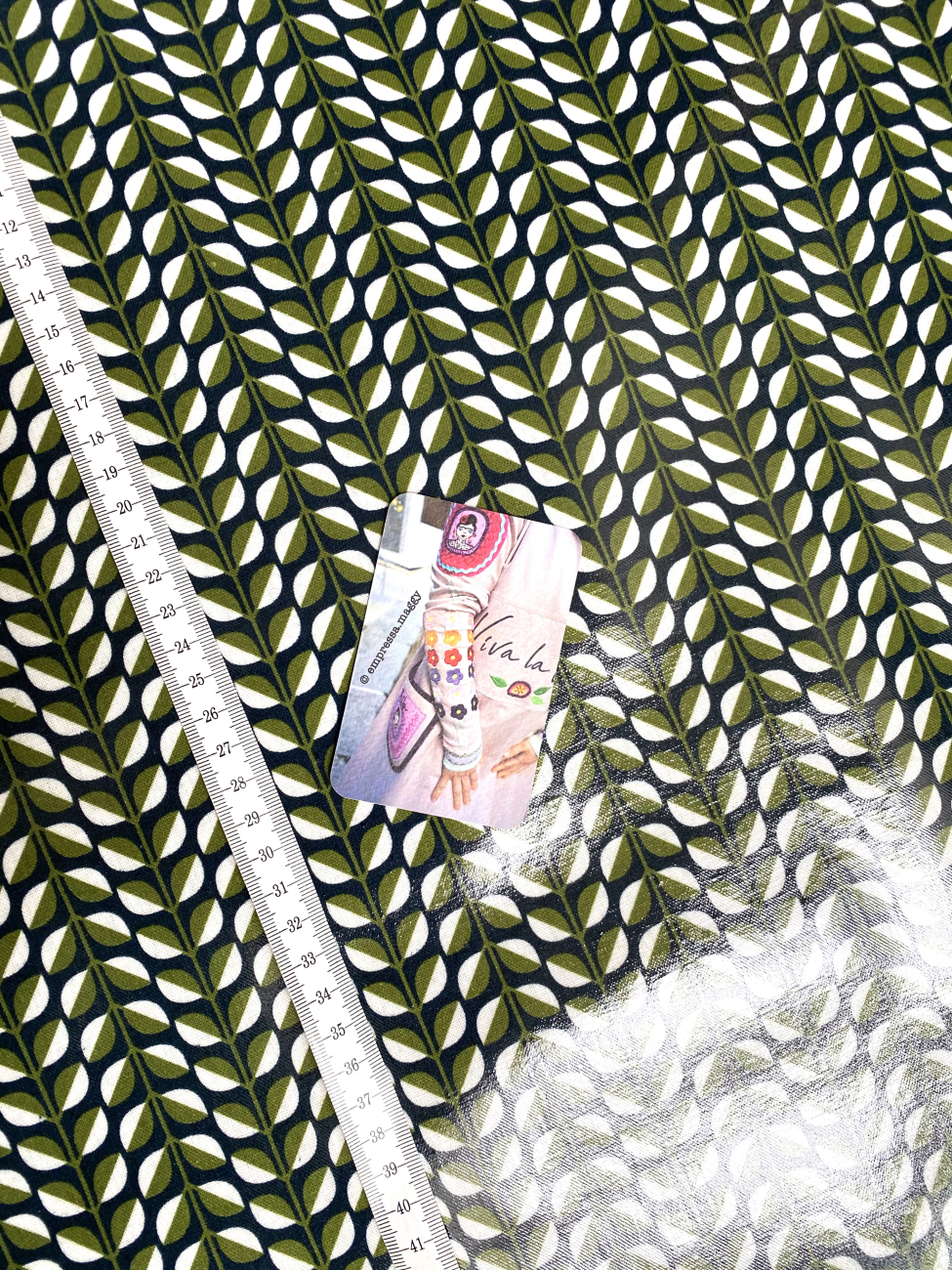 Mees&Mees für Kokka - Wachstuch - Lovely Leaves - Grün