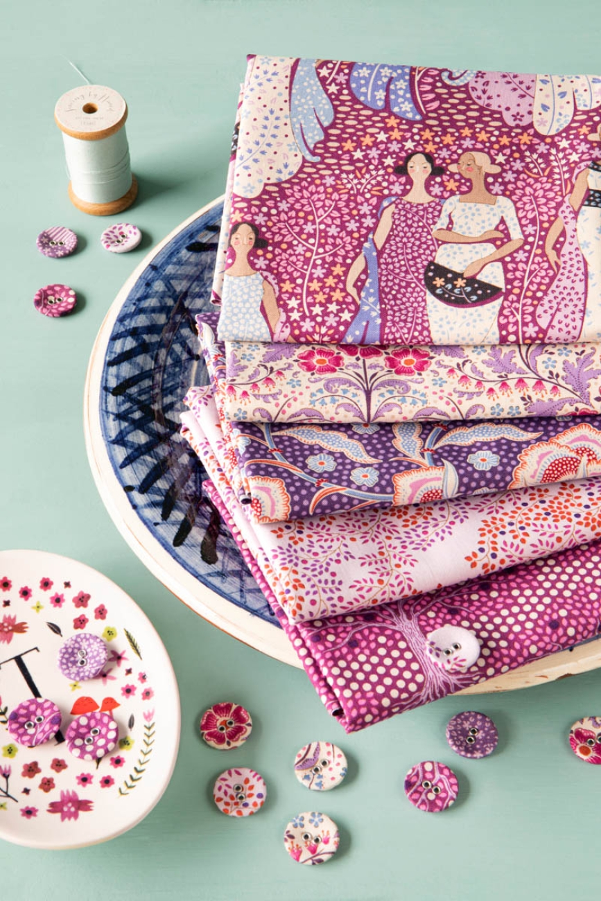 Tilda Patchwork Stoff Baumwolle - Hometown - Applegarden Plum
