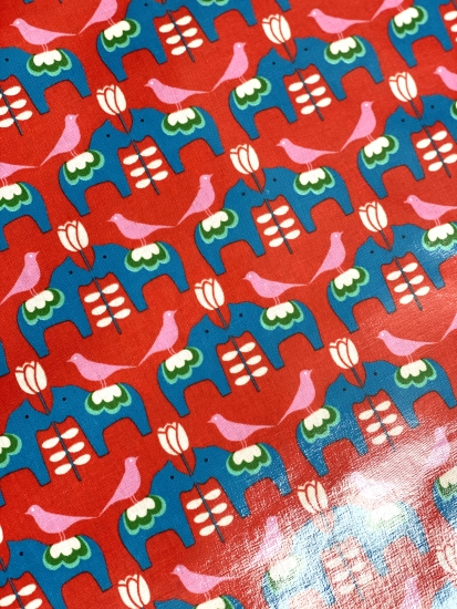 Mees&Mees für Kokka - Wachstuch - Dala Love - Rot