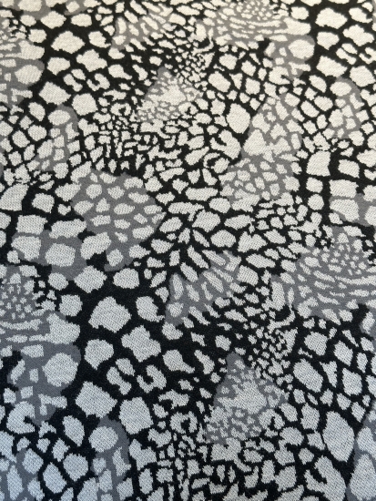 Jacquard - Jersey Swafing - Safari - Leo Schwarz/Grau - Reststück ca.140 cm